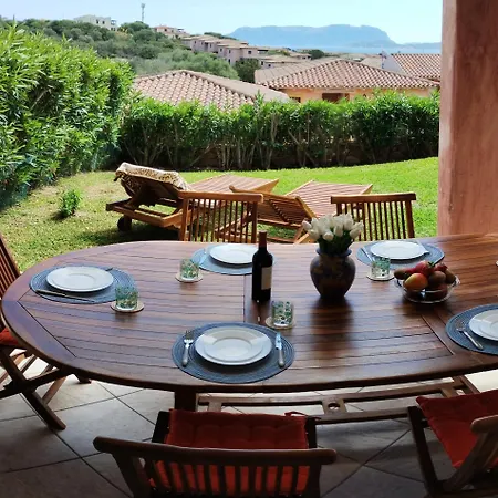 Casa Orziadas Pittulongu - Sea View アパート